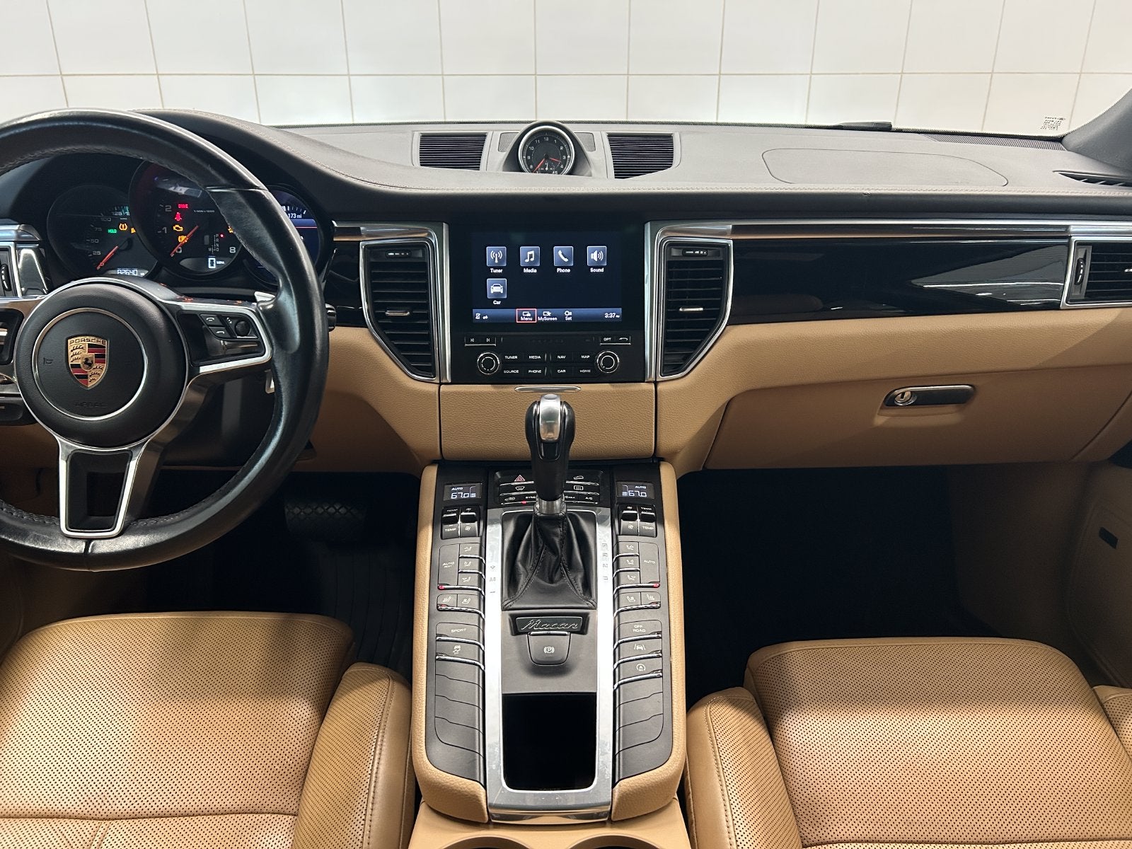 2018 Porsche Macan AWD