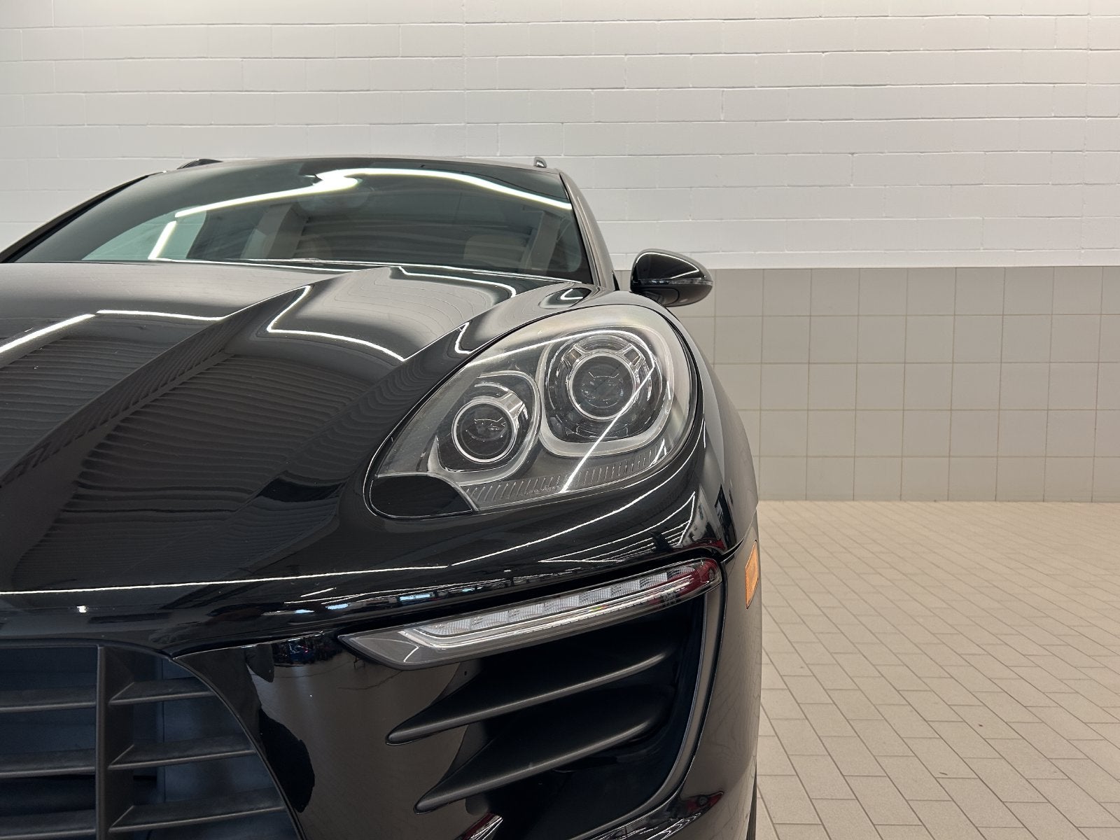 2018 Porsche Macan AWD