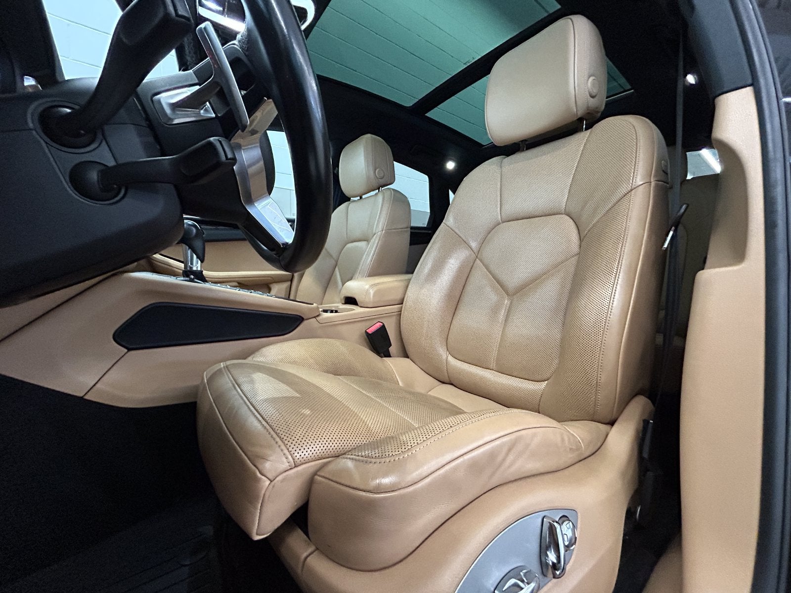 2018 Porsche Macan AWD