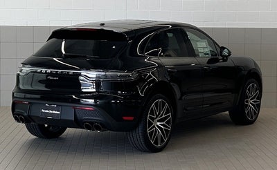 2026 Porsche Macan AWD
