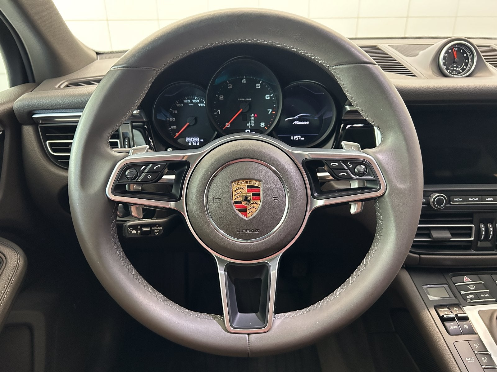 2021 Porsche Macan AWD