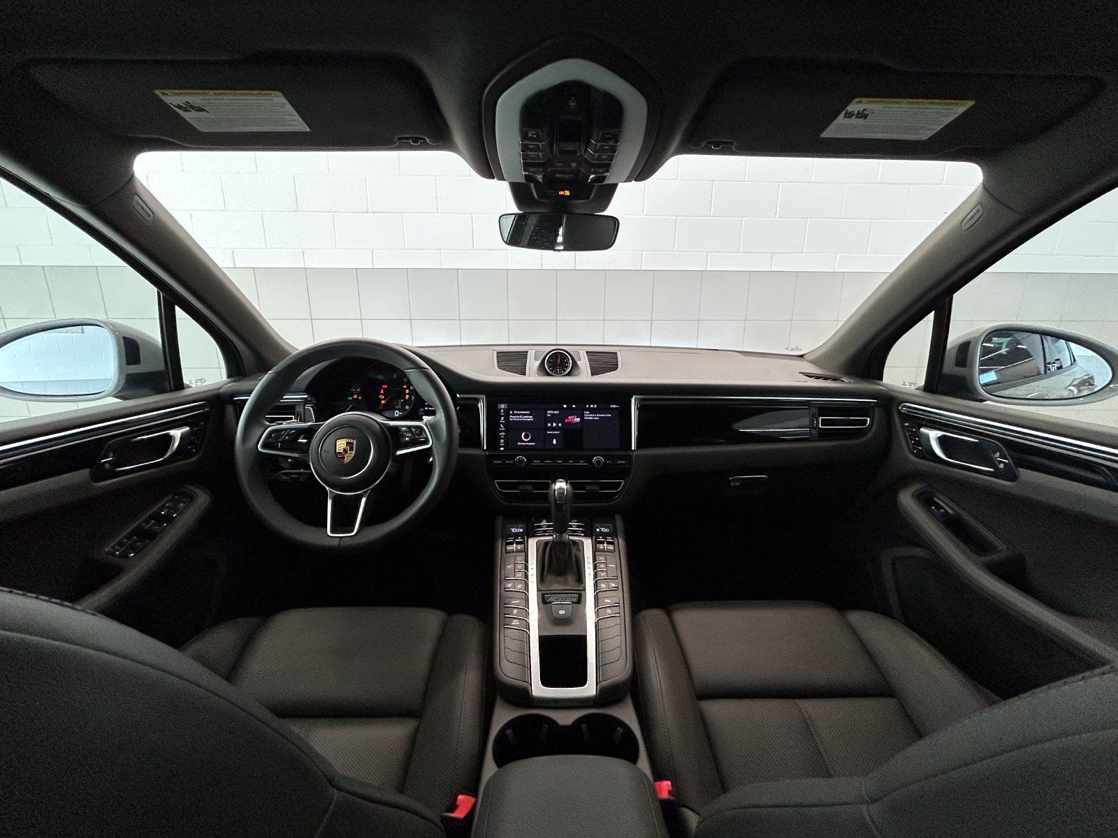 2021 Porsche Macan AWD
