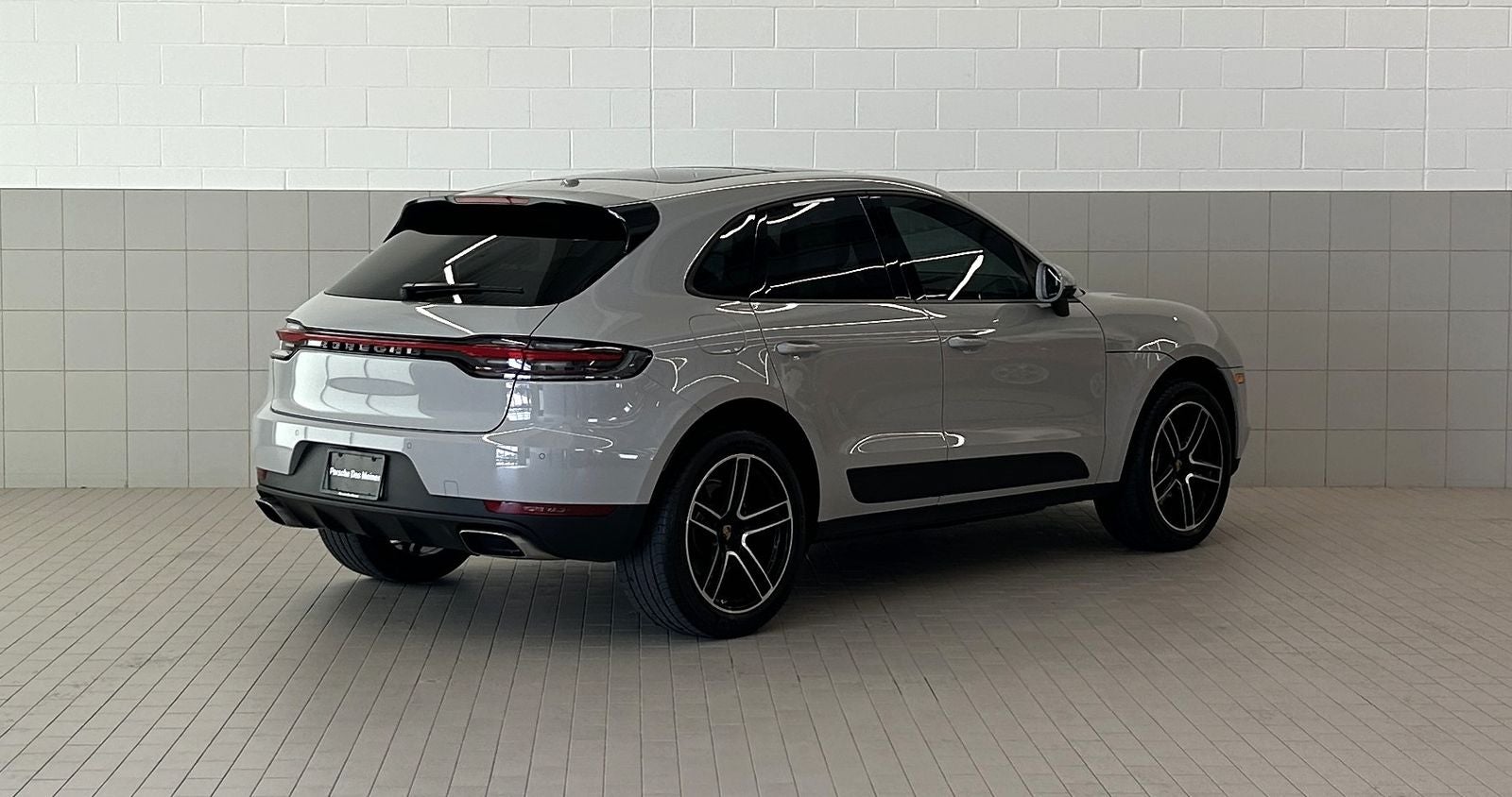 2021 Porsche Macan AWD