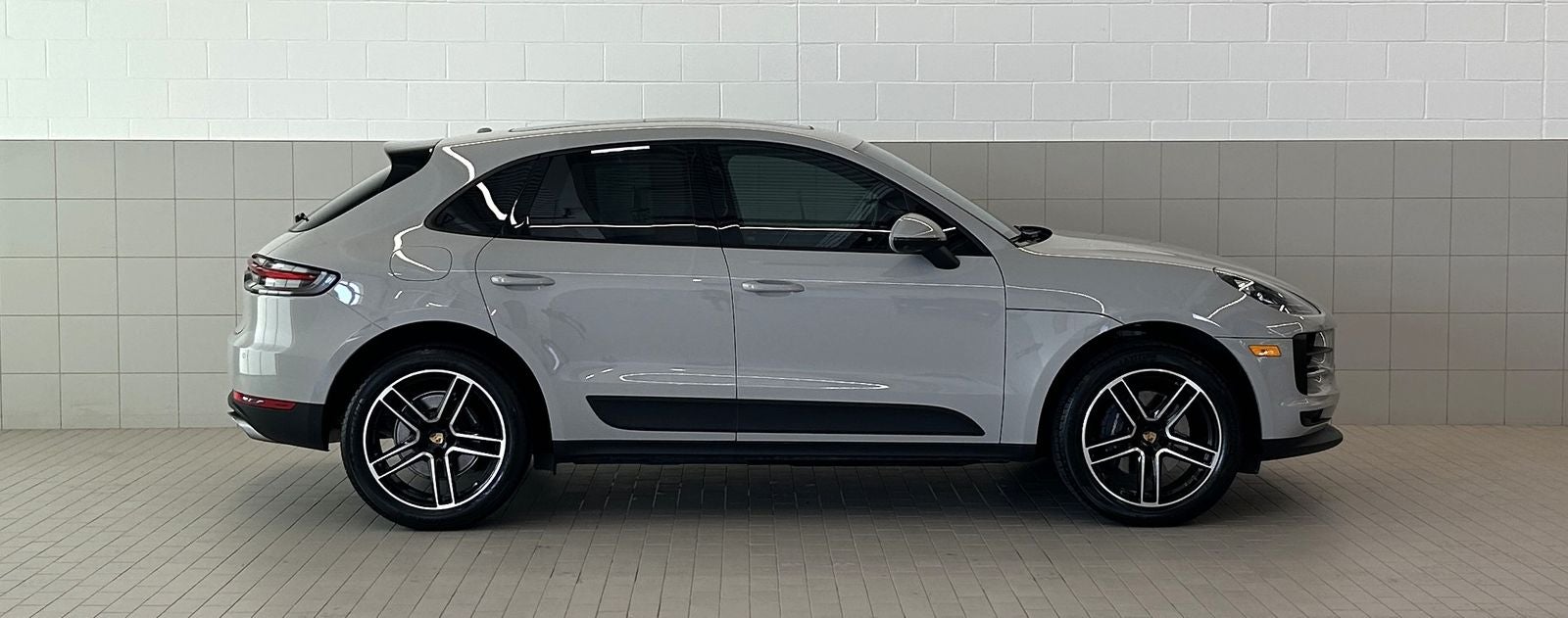 2021 Porsche Macan AWD