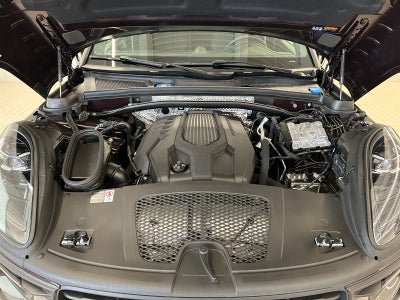 2026 Porsche Macan T