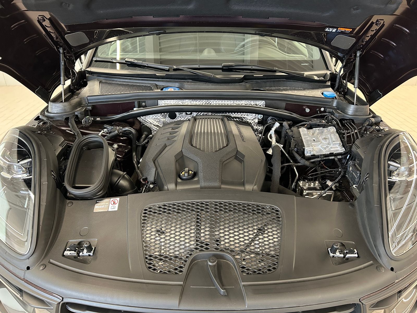 2026 Porsche Macan T