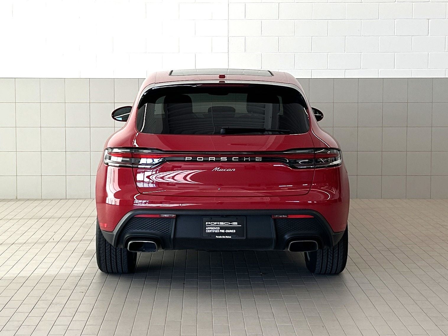 2022 Porsche Macan AWD