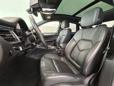 2022 Porsche Macan AWD
