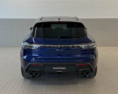 2026 Porsche Macan AWD