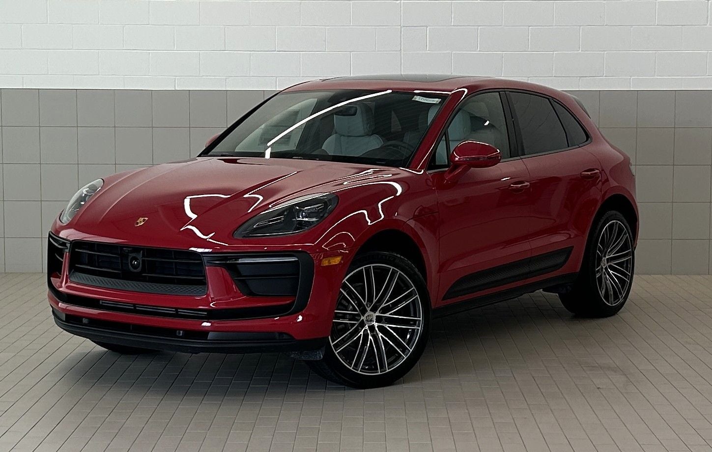 2026 Porsche Macan AWD