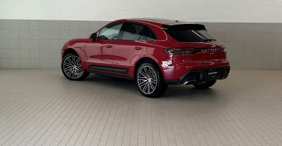 2026 Porsche Macan AWD