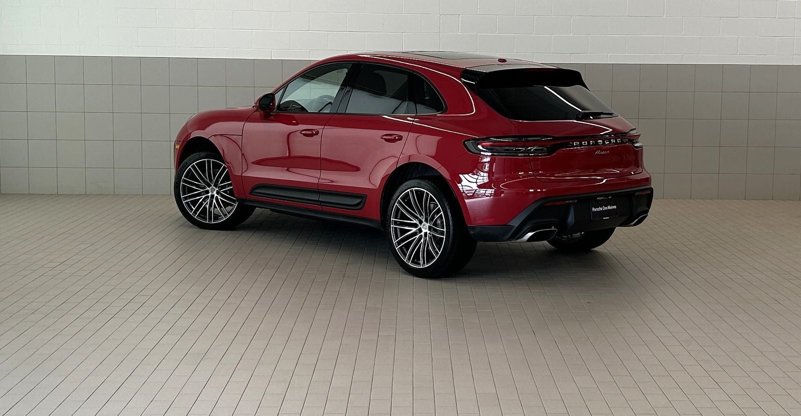 2026 Porsche Macan AWD