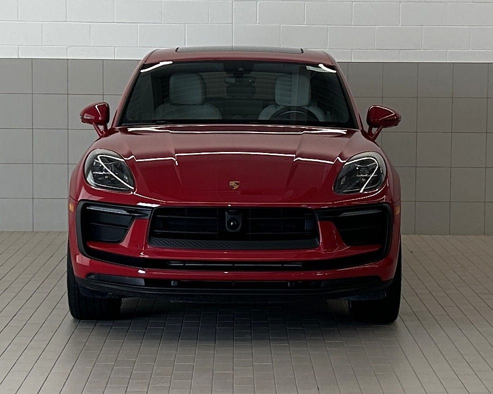 2026 Porsche Macan AWD