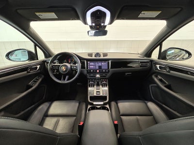 2025 Porsche Macan T