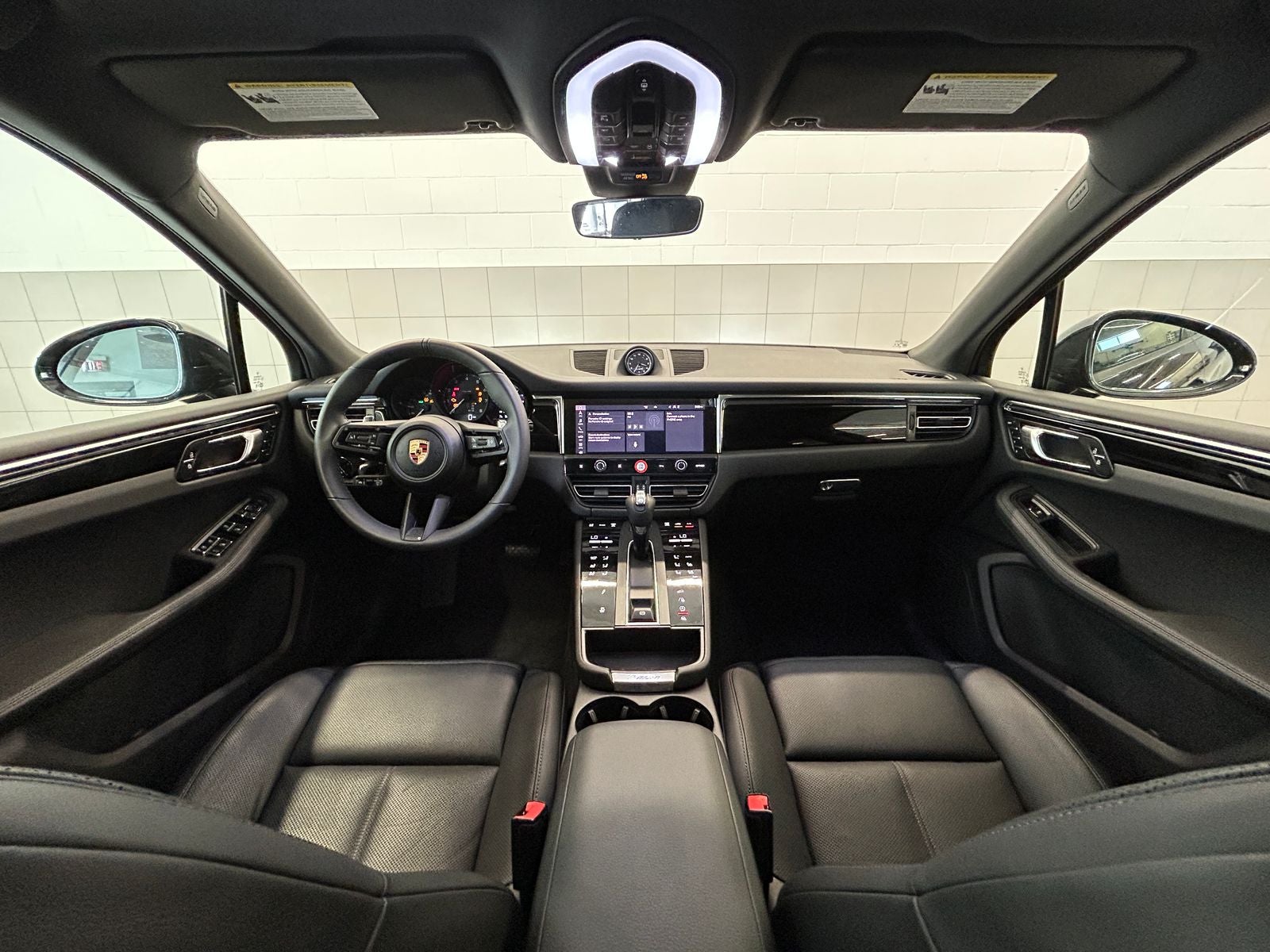 2025 Porsche Macan T