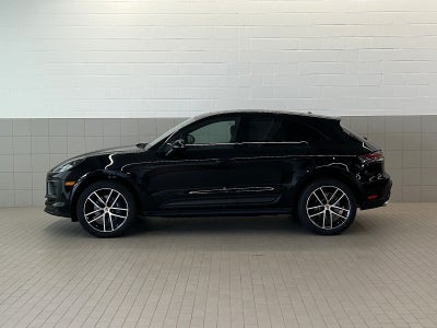 2025 Porsche Macan T