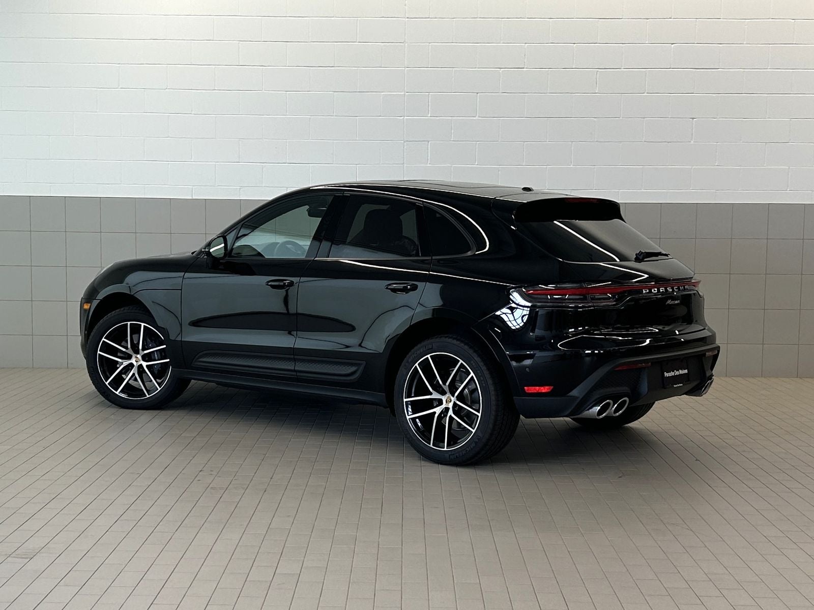 2025 Porsche Macan T