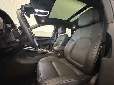 2025 Porsche Macan T