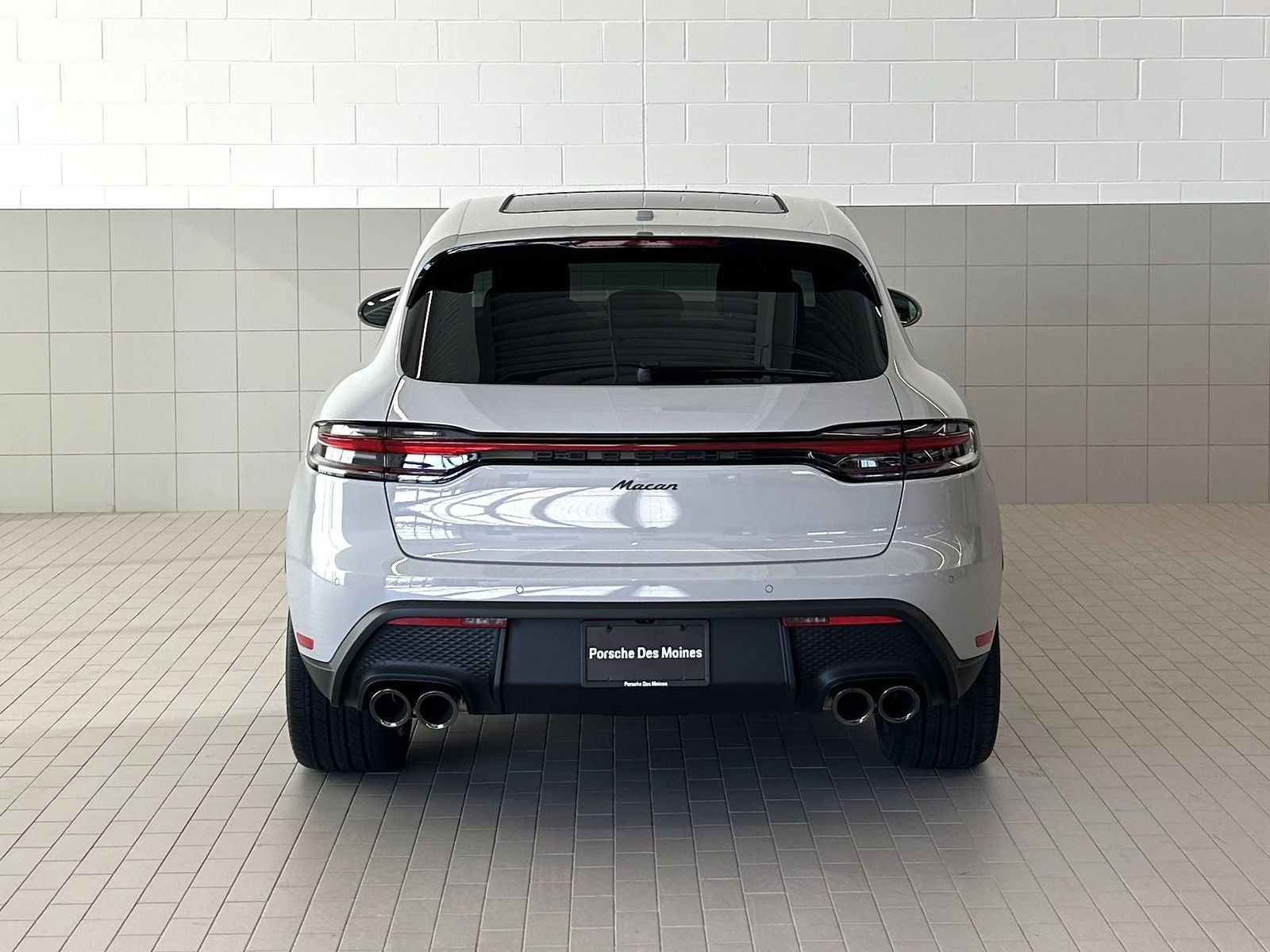 2026 Porsche Macan AWD