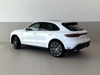 2026 Porsche Macan AWD