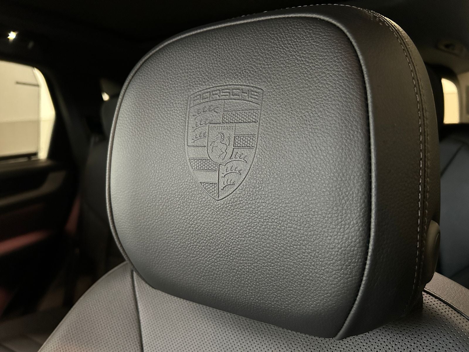 2025 Porsche Cayenne AWD