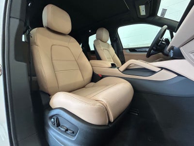 2026 Porsche Cayenne AWD