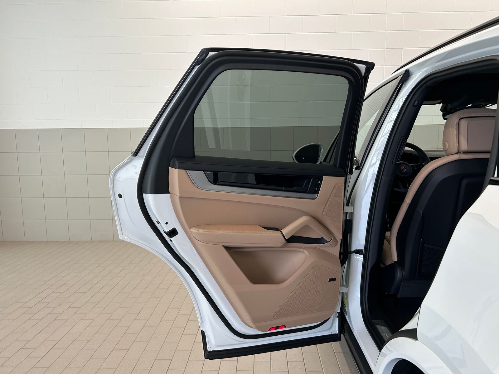 2026 Porsche Cayenne AWD