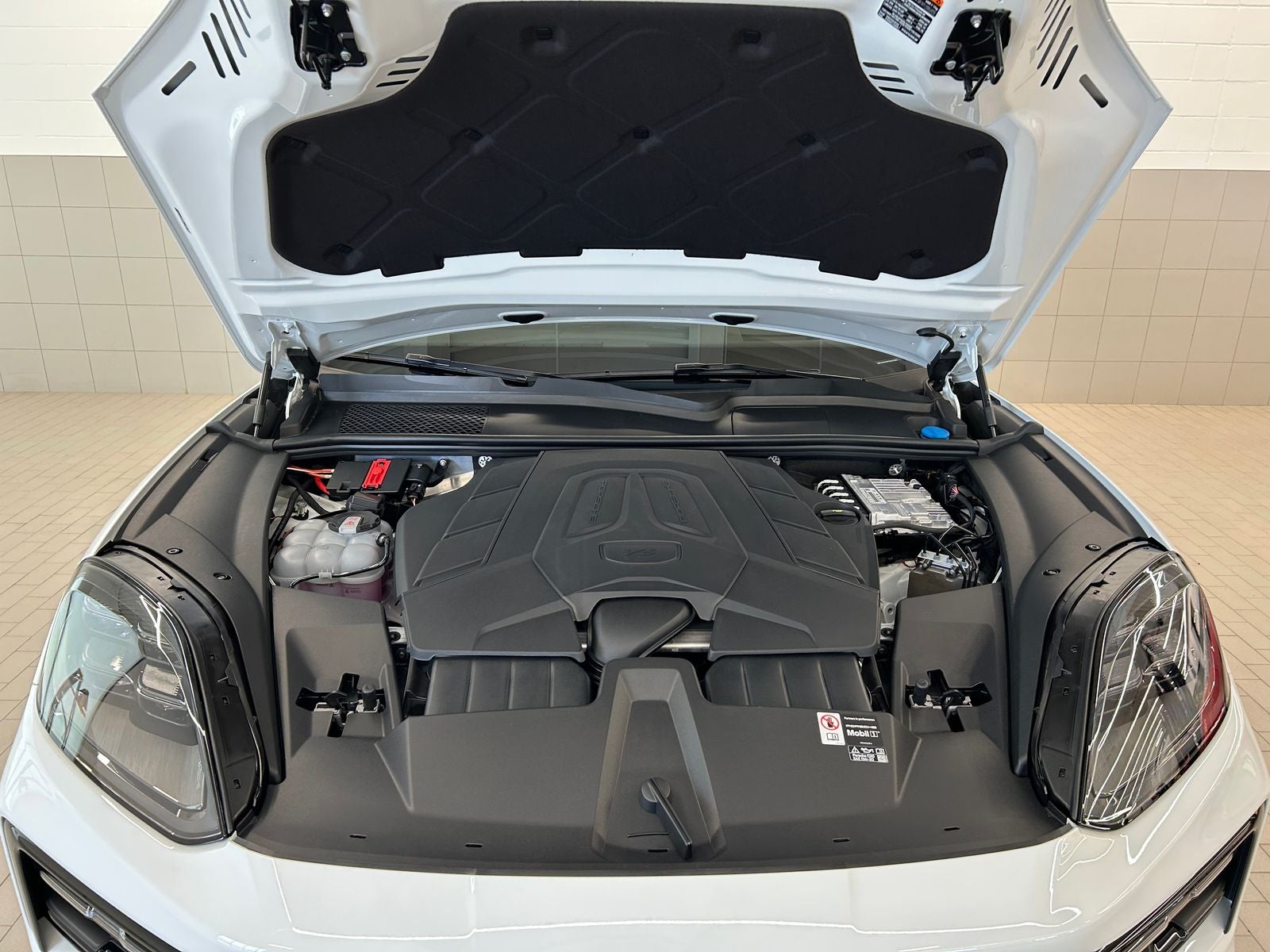 2026 Porsche Cayenne AWD