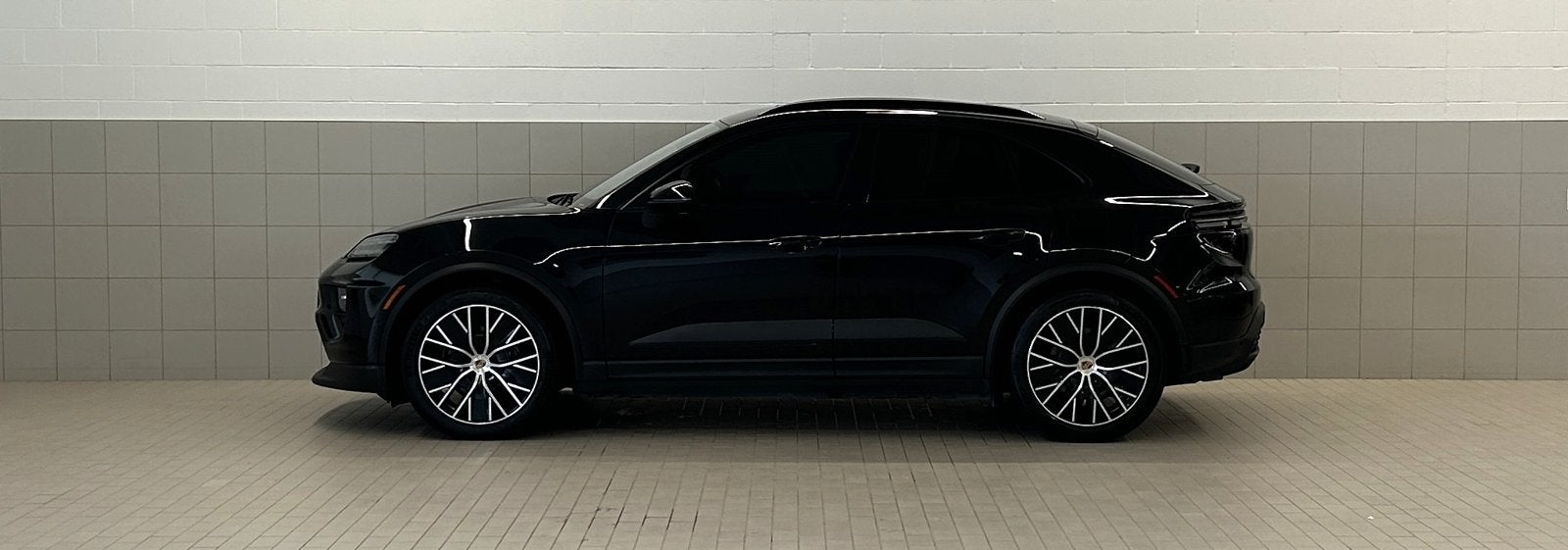 2024 Porsche Macan Electric 4