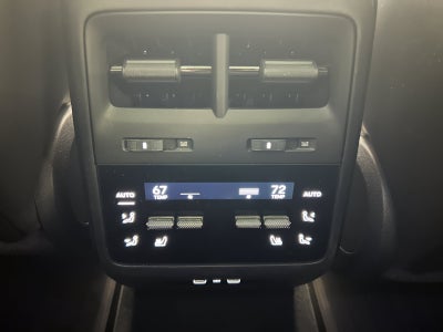 2024 Porsche Macan Electric 4