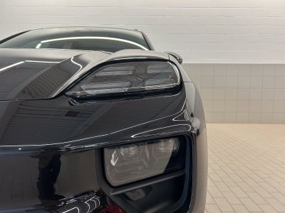 2024 Porsche Macan Electric 4