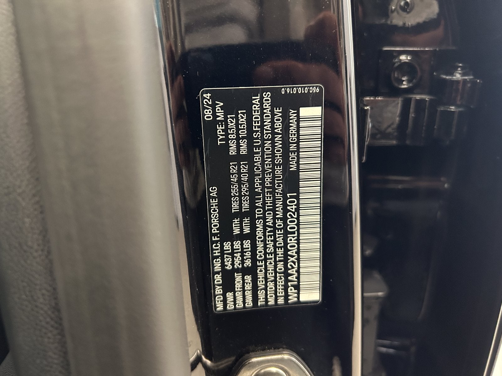 2024 Porsche Macan Electric 4