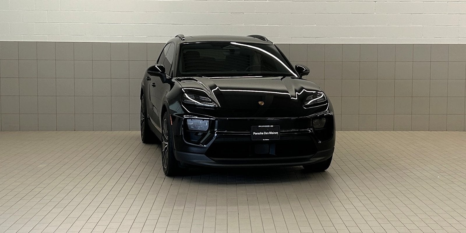 2024 Porsche Macan Electric 4