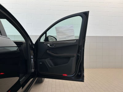 2026 Porsche Macan GTS
