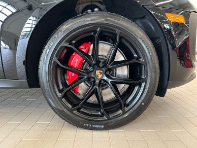 2026 Porsche Macan GTS