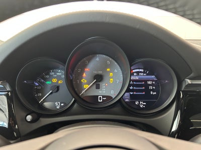 2025 Porsche Macan S