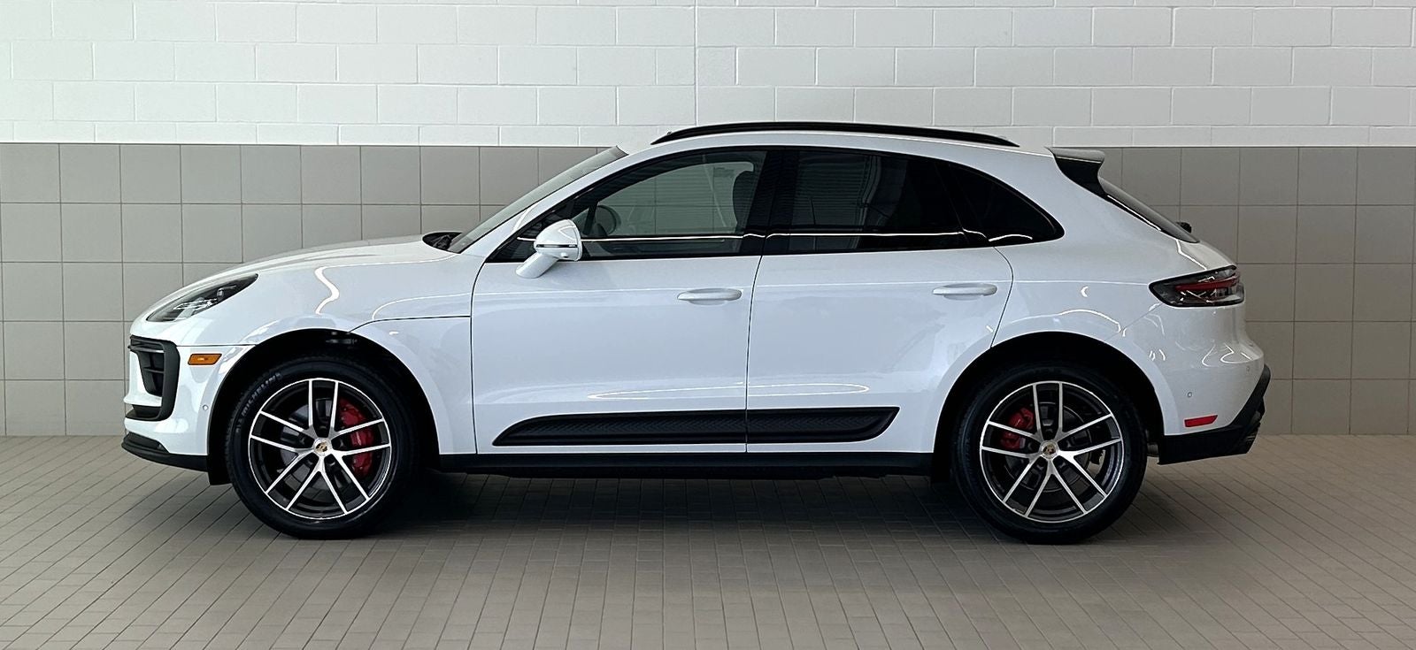 2025 Porsche Macan S