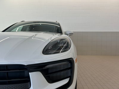 2025 Porsche Macan S