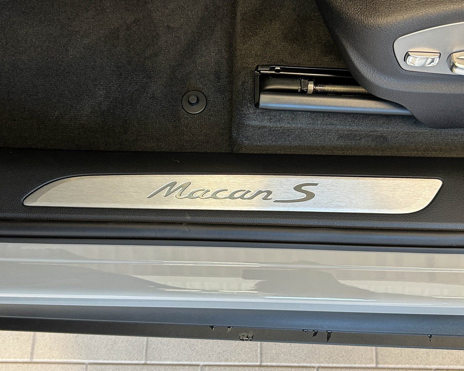 2026 Porsche Macan S