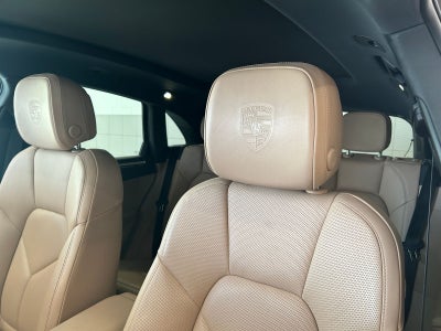 2023 Porsche Macan S