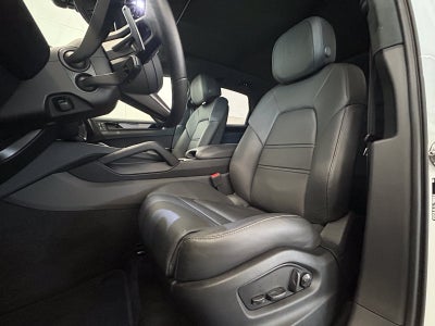 2026 Porsche Cayenne GTS