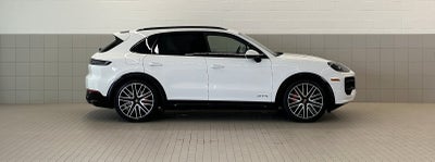 2026 Porsche Cayenne GTS