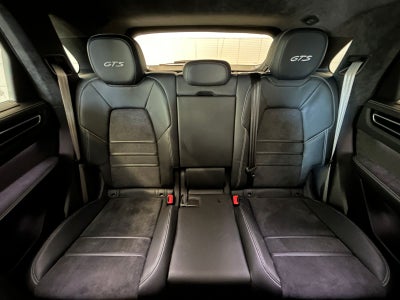 2021 Porsche Cayenne GTS