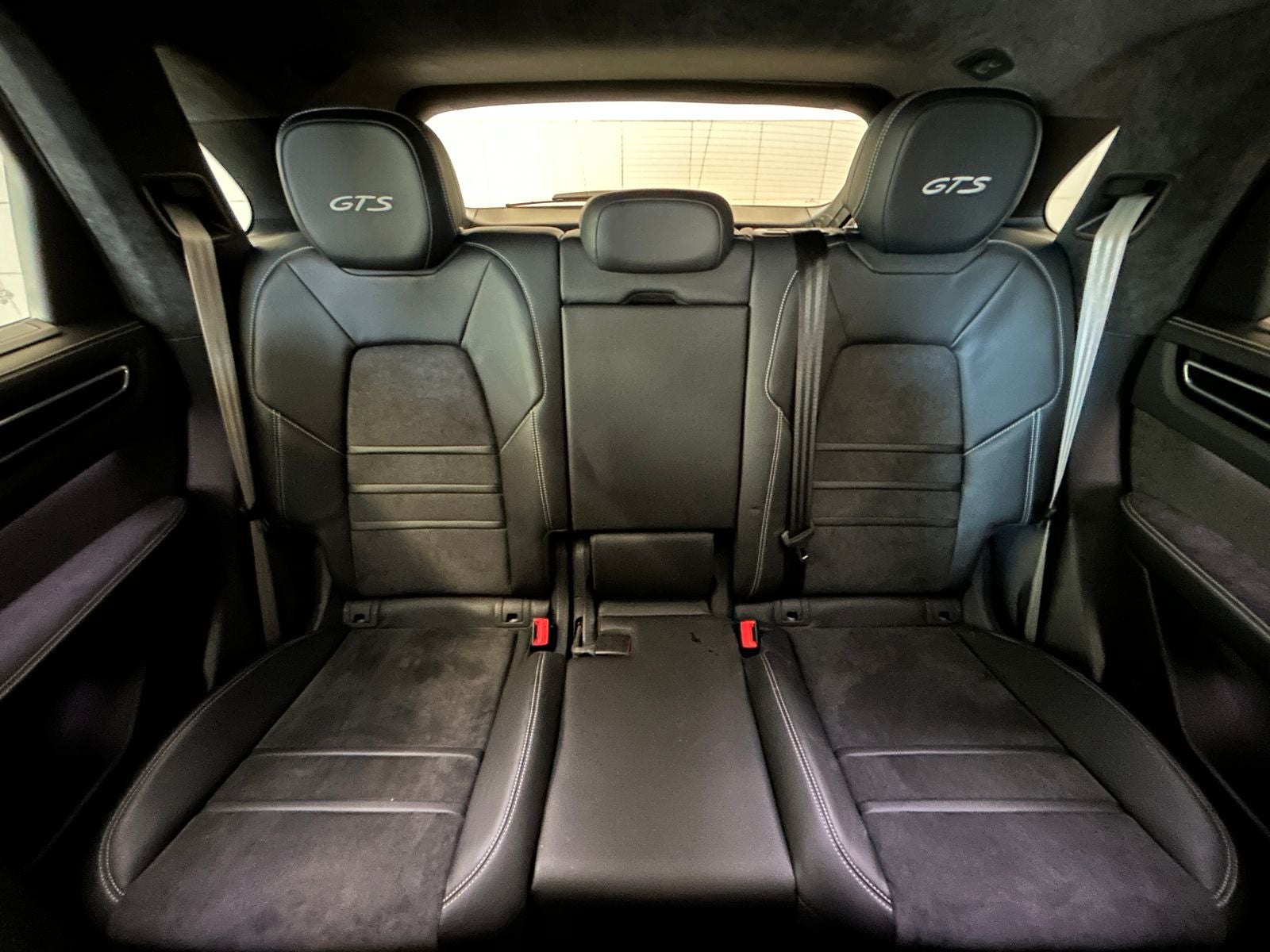 2021 Porsche Cayenne GTS