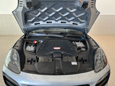 2021 Porsche Cayenne GTS