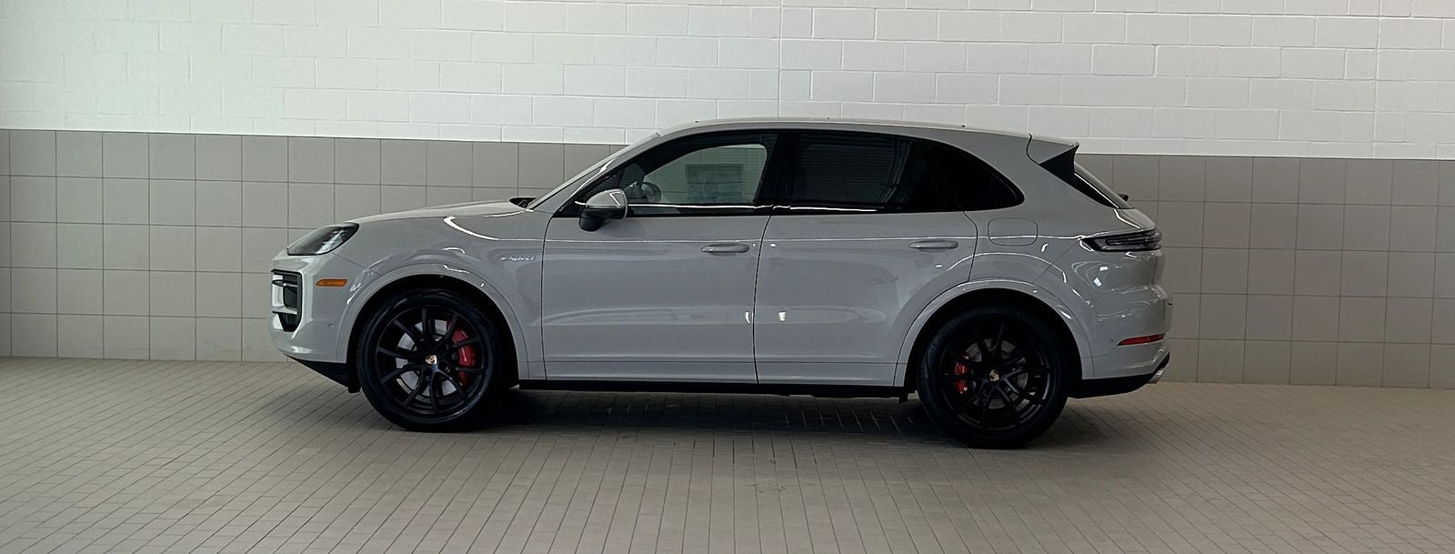 2026 Porsche Cayenne E-Hybrid S