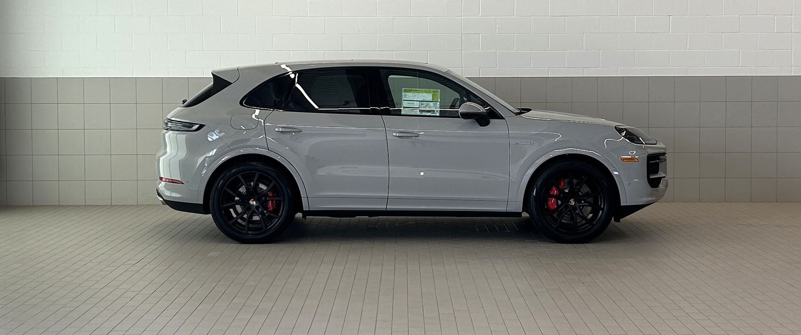 2026 Porsche Cayenne E-Hybrid S