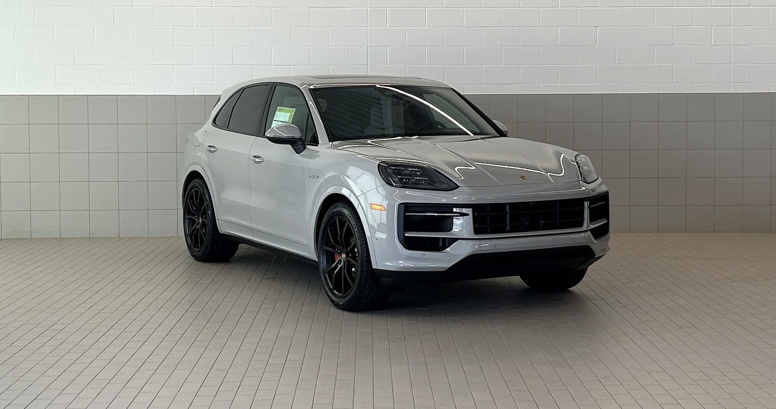 2026 Porsche Cayenne E-Hybrid S