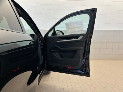2026 Porsche Cayenne Coupe Coupe AWD