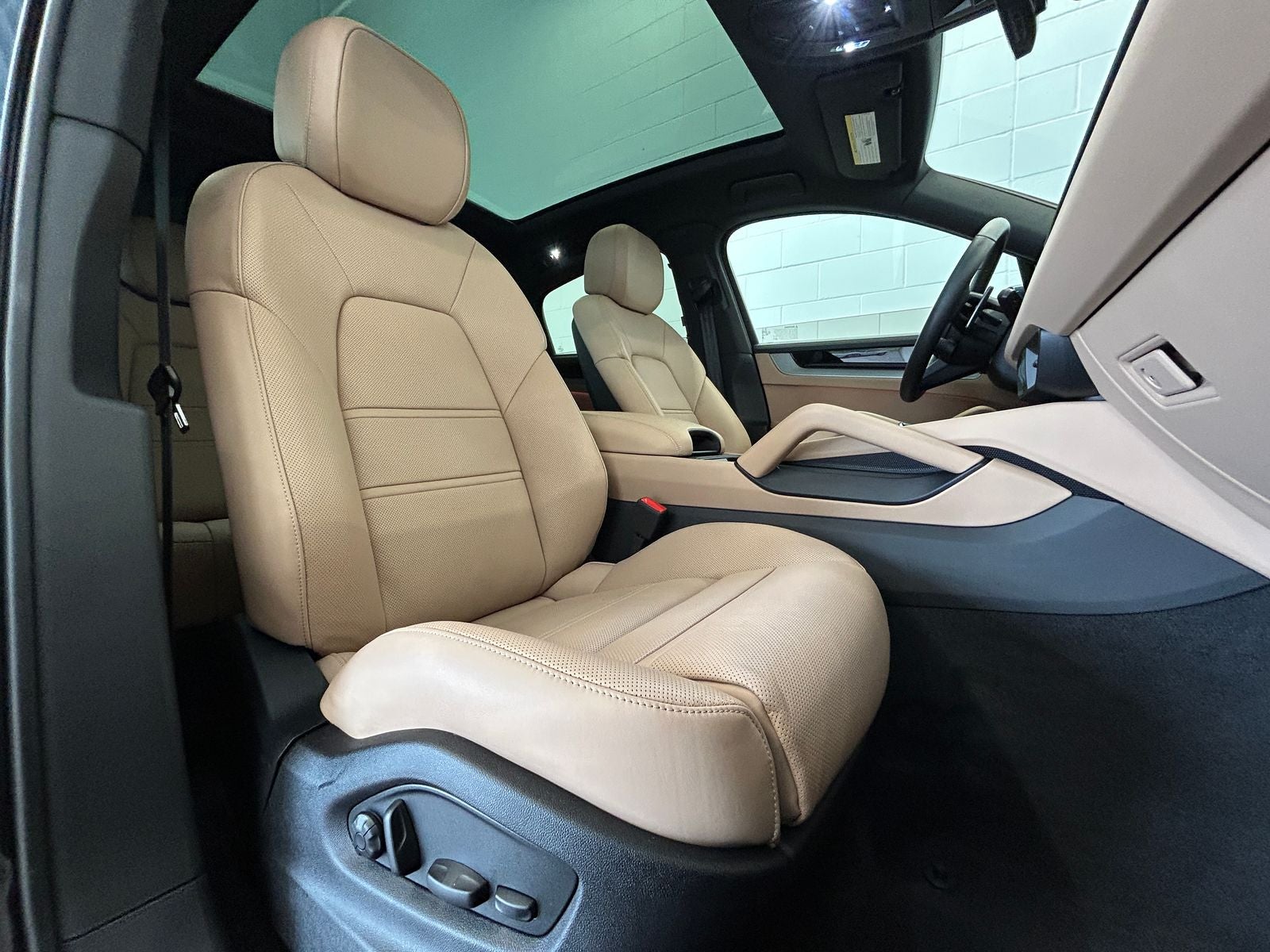 2026 Porsche Cayenne Coupe Coupe AWD